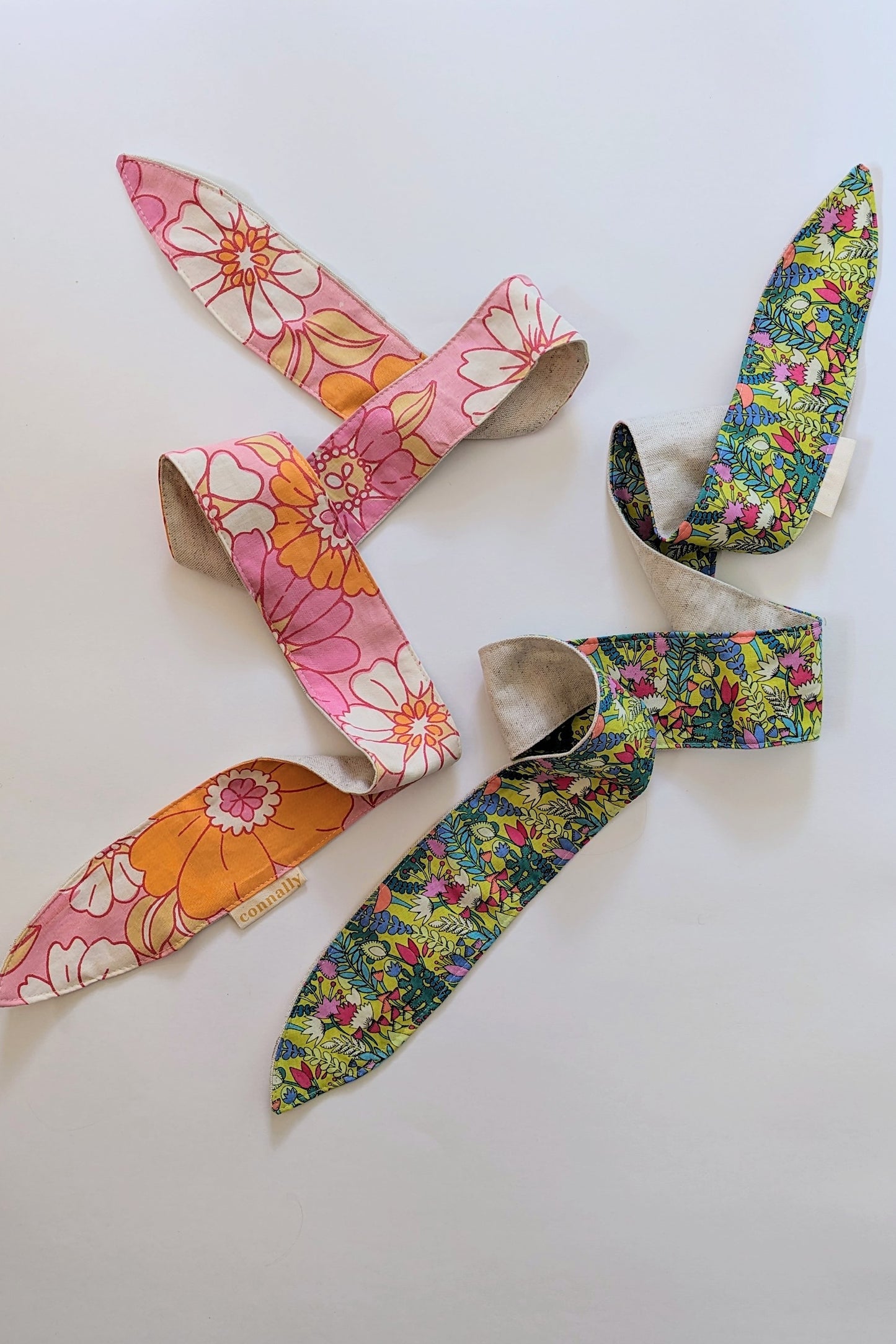 Hannah Ascot Scarf Set (Retro Floral) by Connally Goods