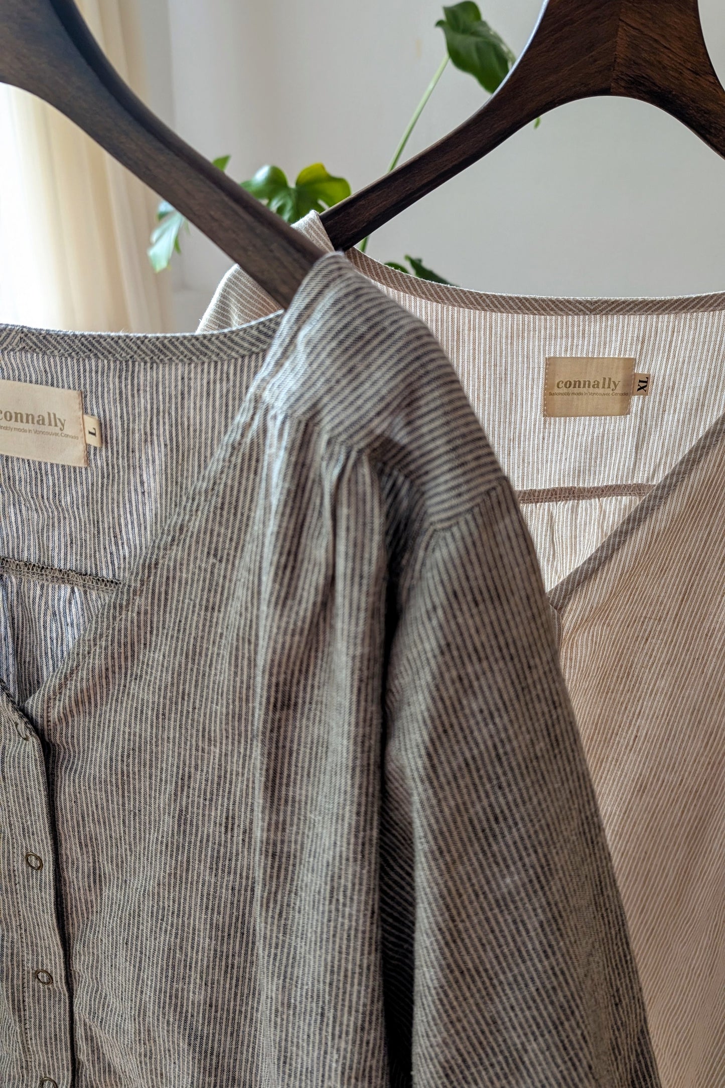 Margot V Neck Shirt Bundle - M
