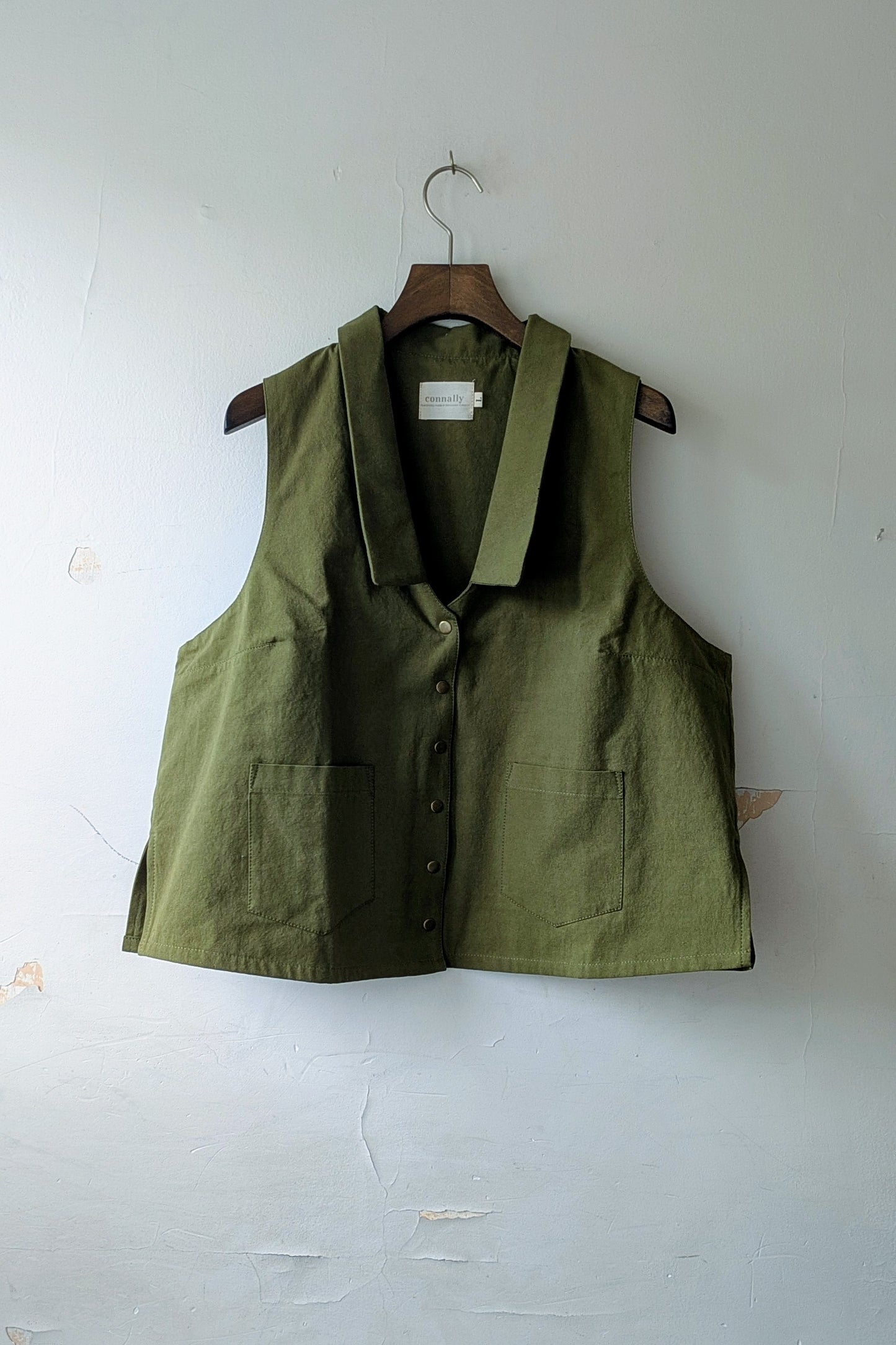 The Boxy Gilbert Vest in Organic Brushed Cotton