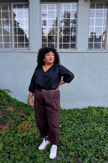 Margot V Neck Shirt in Black Cotton-Linen