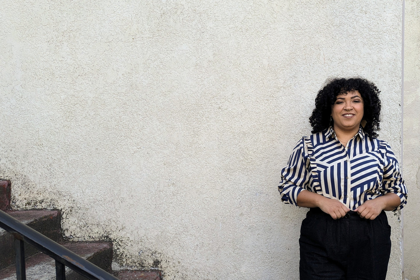 Andy Shirt in Juxtaposed Navy Stripe Cotton Poplin