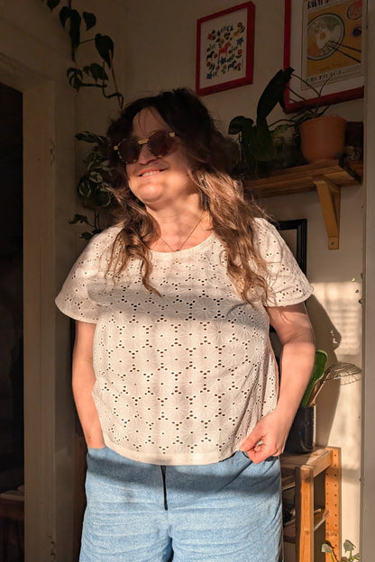 Daisy eyelet Walker shirt