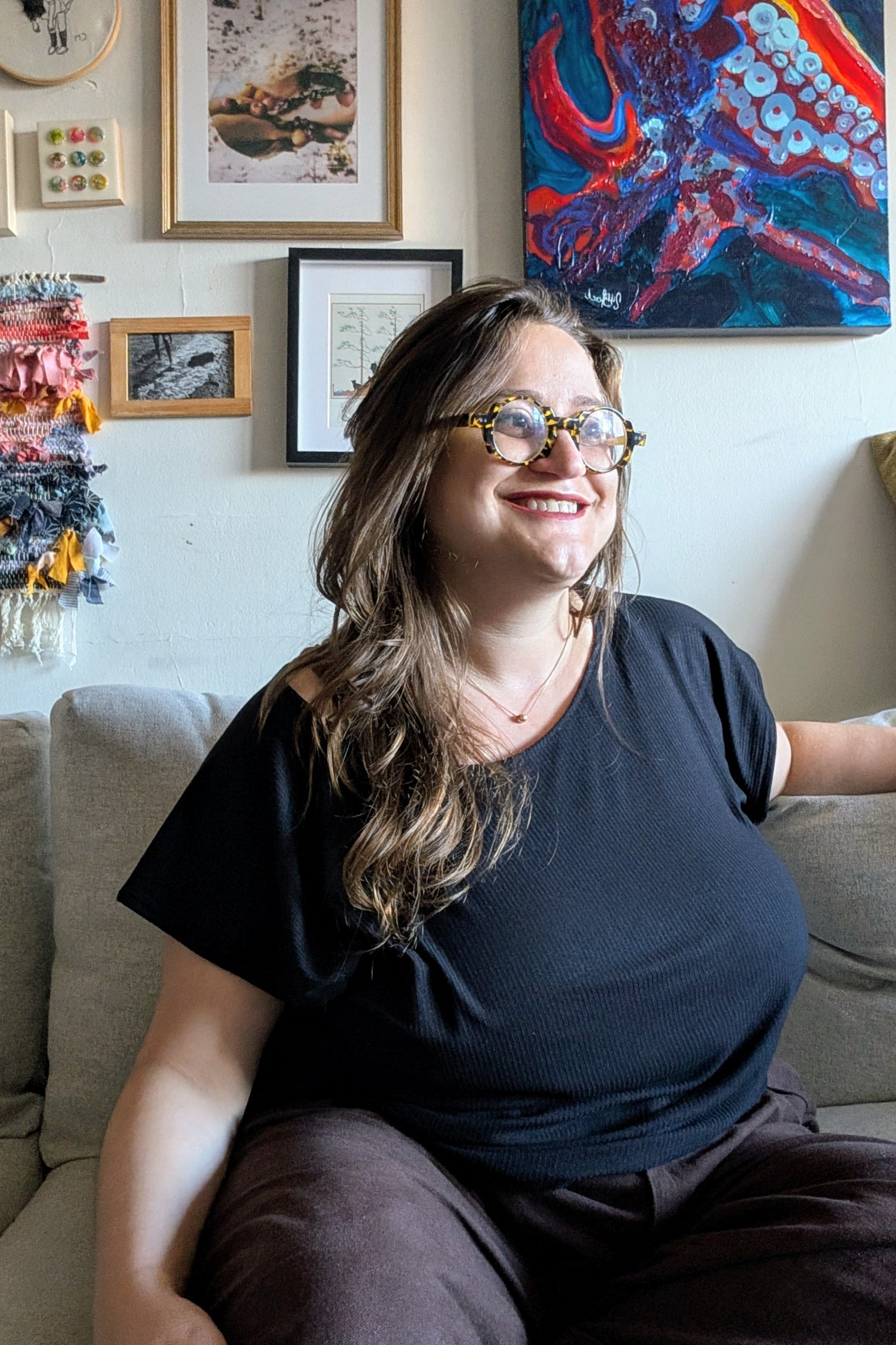 Black Ribbed Slouch Top in Bamboo Jersey by Connally Goods