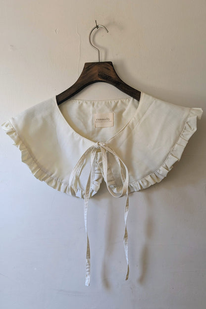 Exaggerated Ruffle Collar in Cotton Poplin