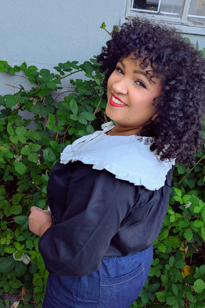 Exaggerated Ruffle Collar in Cotton Poplin