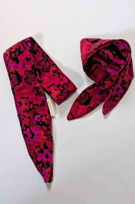 Hannah Ascot Scarf in Hot Pink Floral (Cotton-Viscose)